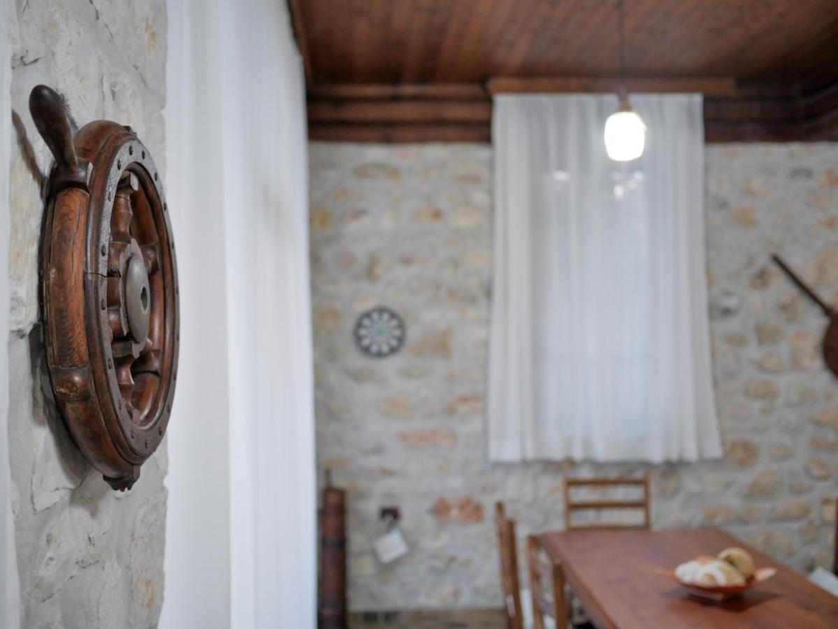 Seaside Duplex Stone Qeparo